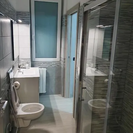 Alibi Home Πανσιόν *