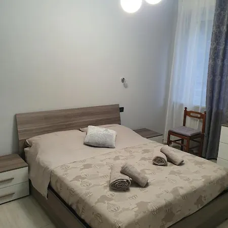 Guest house Alibi Home *